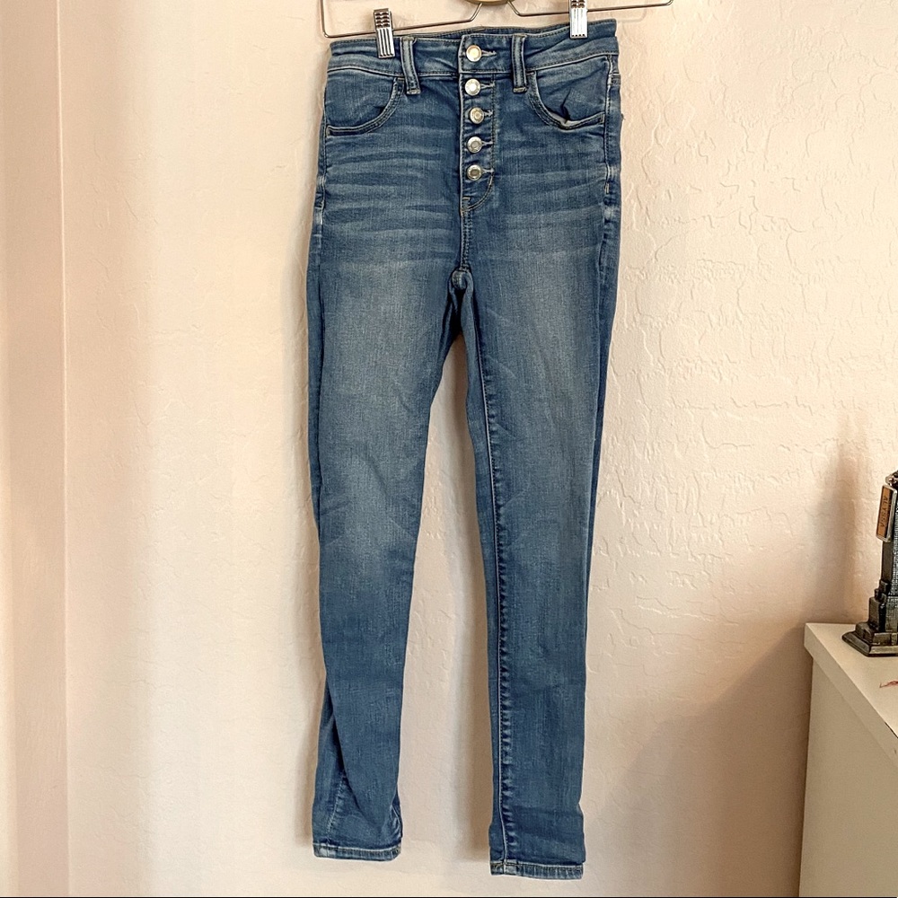 American Eagle High Waisted Jeans | Size 0